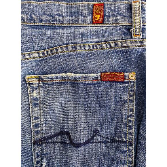 7 For All Mankind Women's Bootcut Jeans Cotton Stretch Mid Rise Distress Raw Hem - Picture 3 of 7